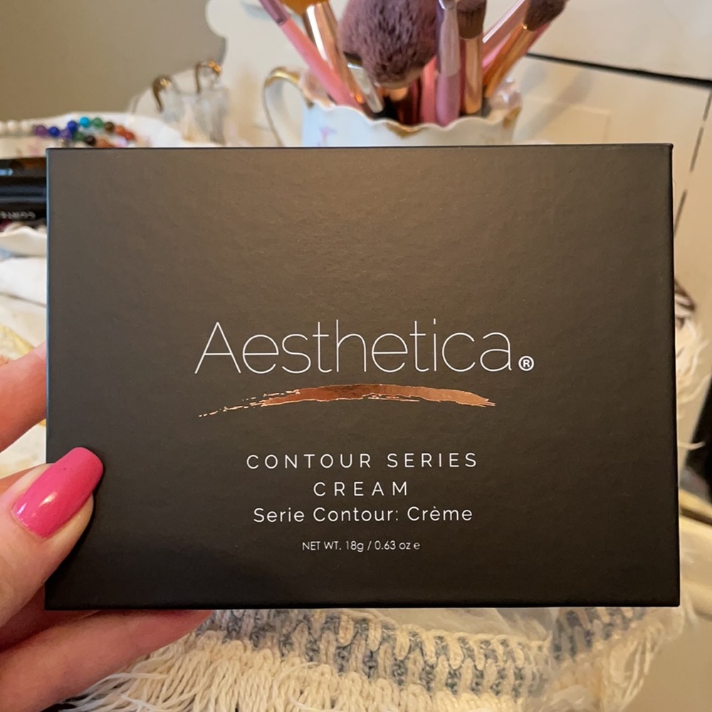 Aesthetica Contour Cream Series